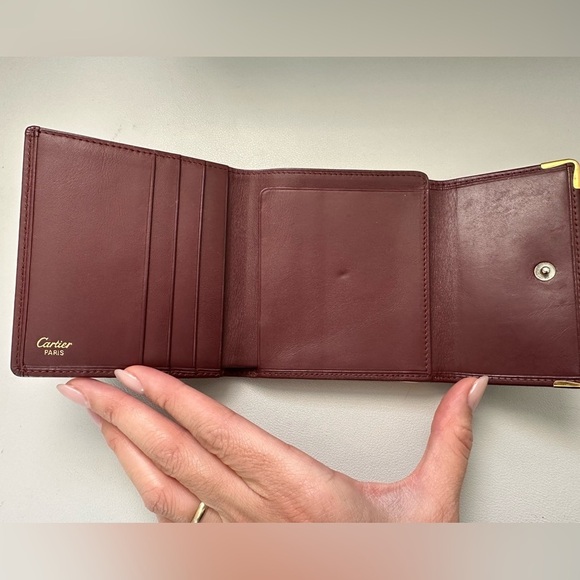 Must De Cartier Leather Trifold Wallet - Picture 10 of 10